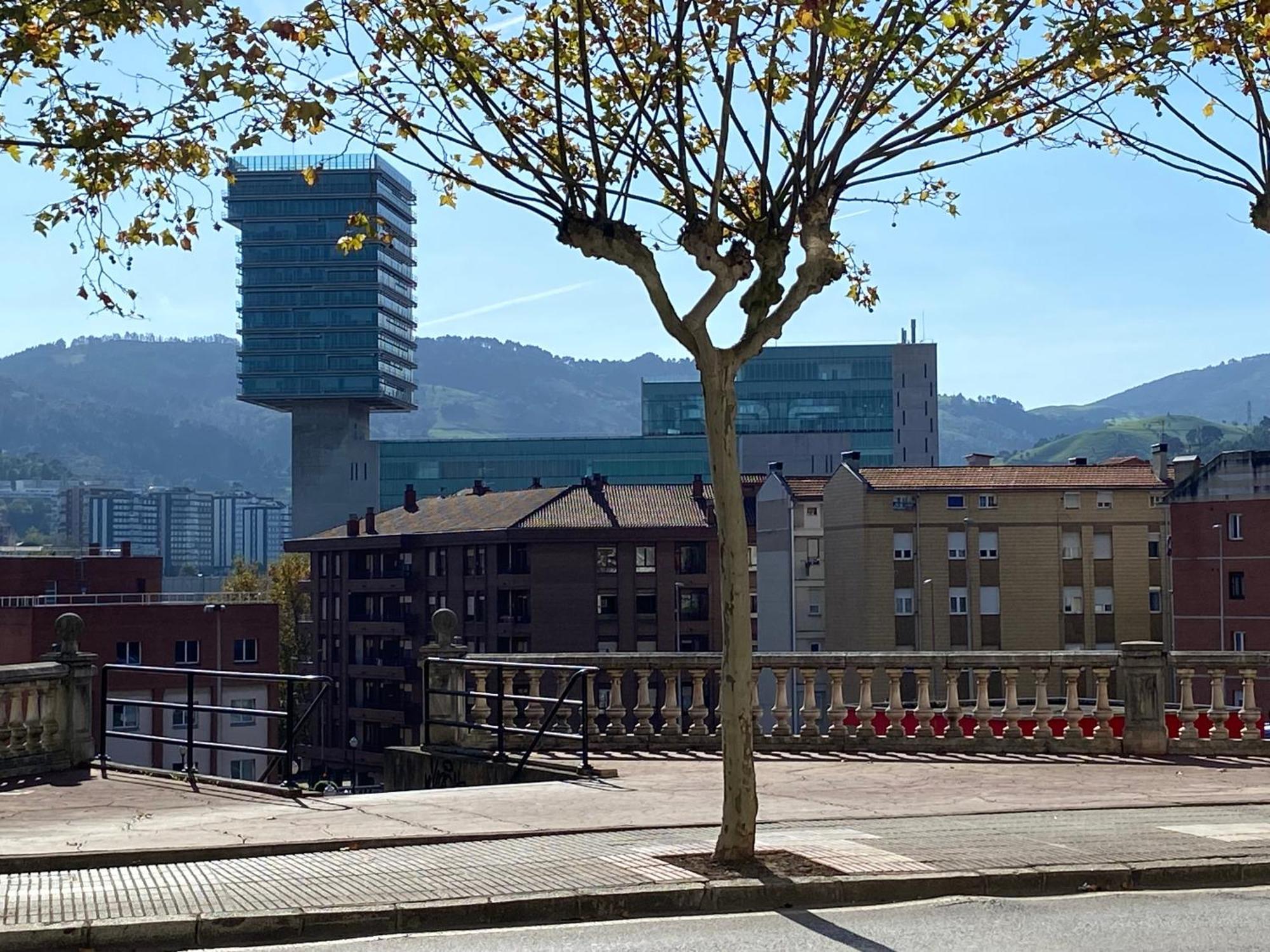 Piso Deluxe Centro Cerca Del Bec Daire Barakaldo Dış mekan fotoğraf